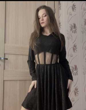Платье блестящее