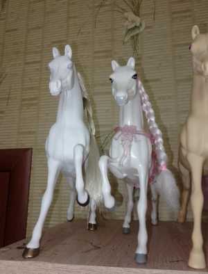Лошади для кукол