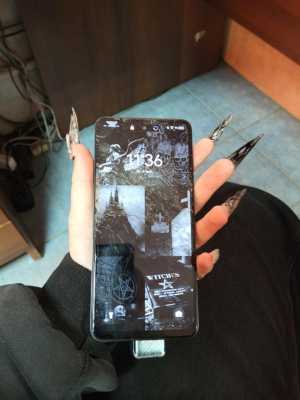 Телефон Tecno spark 20c