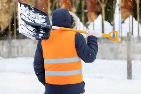 Уборка снега