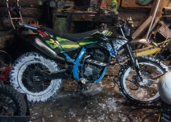мотоцикл ttr250 продам