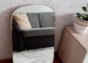 Продам зеркало. Р-р 75х45.