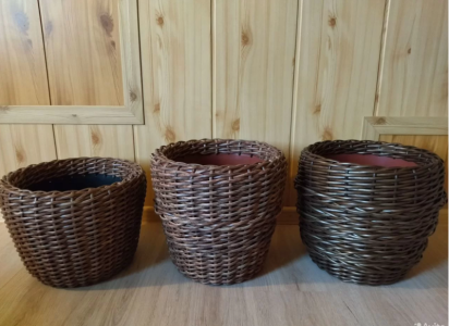 Кашпо из ротанга