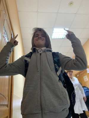 Продаю аквариум с долбопёсом