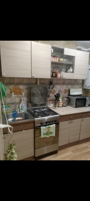 Продаю кухню, б/у, 2 метра