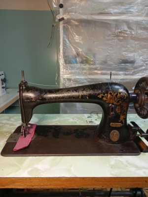 Швейная машина Singer 16K55