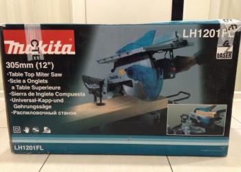 Распиловочный станок Makita LH1201FL