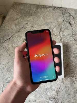 iPhone 11