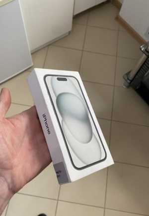 iPhone 15, 128 Гб