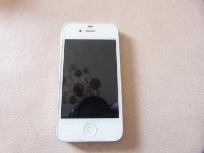 Смартфон iPhone 4S