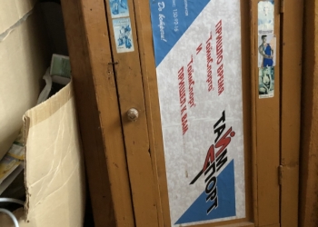 Тумбочка старая ссср