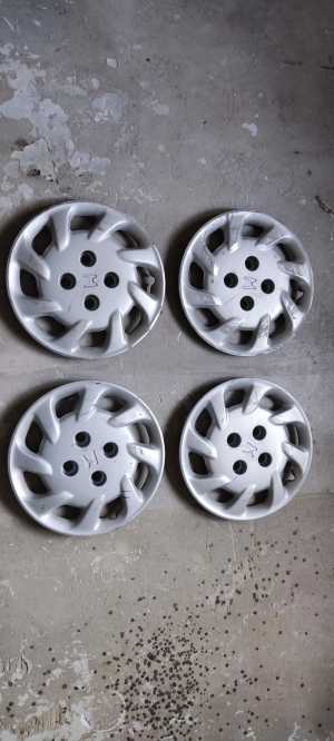 Оригинальые колпаки Honda r15