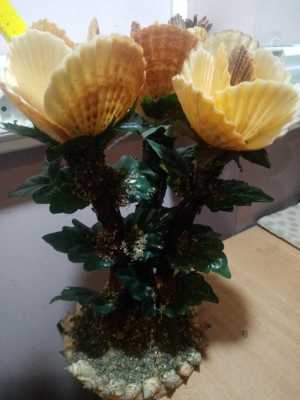 Розы из ракушек