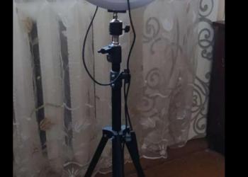 Продам Selfy lampu цветная