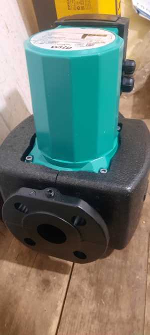 Насос Wilo TOP-S40/10
