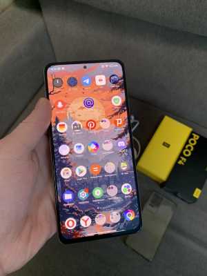 Poco f4