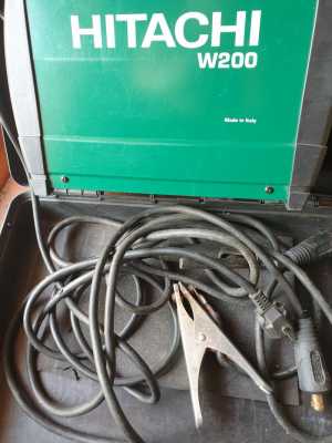 Сварочный инвертор HITACHI W200