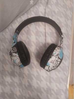 Складные без проводные наушники JBL