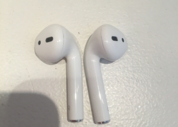 AirPods