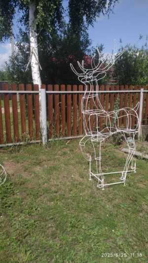 Олень для украшения участка