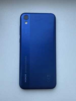 Honor 8s