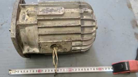 Электродвигатель 380/220 вольт.