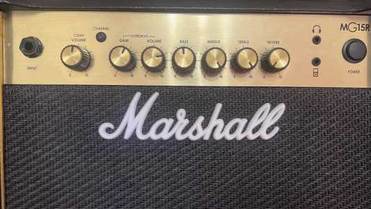 Комбоусилитель Marshall mg15