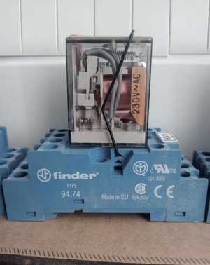 МИНИАТЮРНОЕ РЕЛЕ FINDER.
