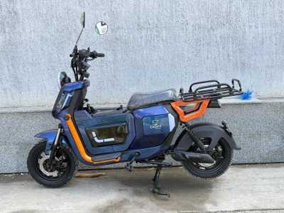 Электроскутер OSAKA Max