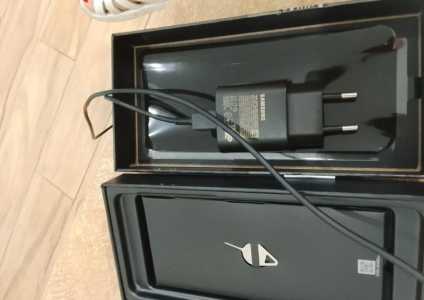 Galaxy Z Flip 3 ��������