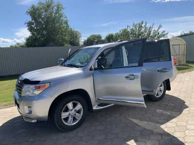 Toyota Land Cruiser, 2013
