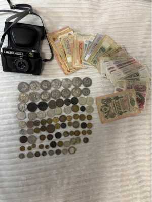 Продаются старые монеты.