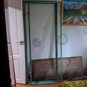 Дверная рама металлическая