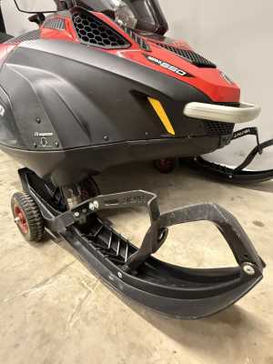 �������� SKT-DOO SKANDIC WT S50F