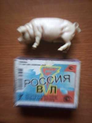 игрушка -статуэтка