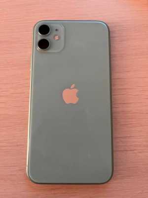 Продаю iphone 11