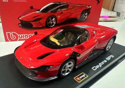 Модель Bburago 1:43 Ferrari Daytona SP3