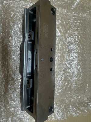 1367813-0000