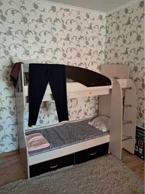 Кровать двухъярусная