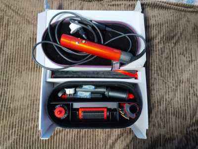 Стайлер dyson