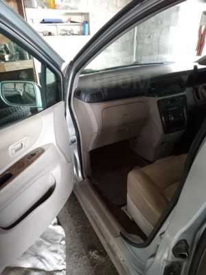 Nissan Liberty, 2001