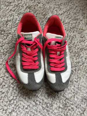 Кроссовки Puma 36-37 размер