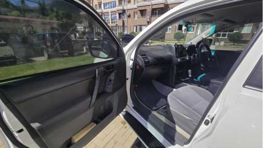 Toyota Land Cruiser Prado, 2010