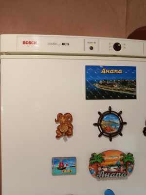 Отдам сломанный холодильник
