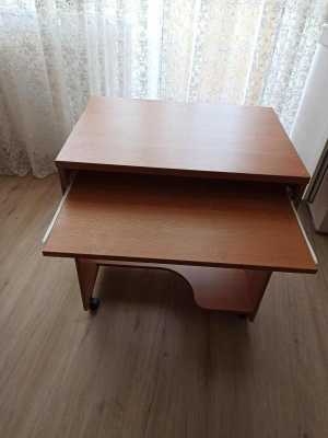Стол компьютерный