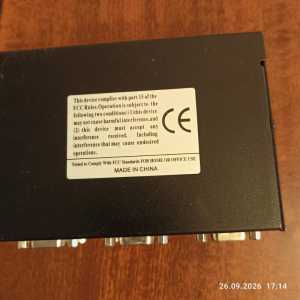 VIDEO SPLITTER  FJ-3504 350 MHz