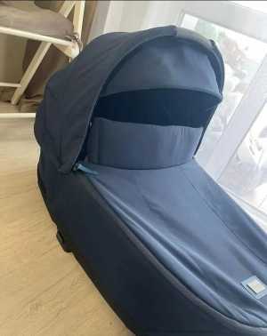 ������ Cybex