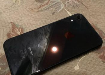 iPhone XR
