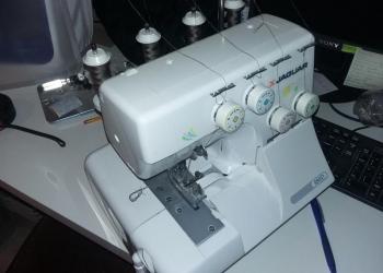 Оверлок Ягуар 880D