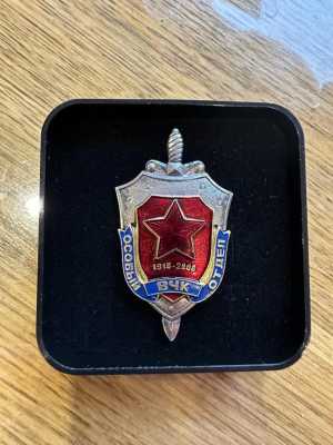 Продаю значки